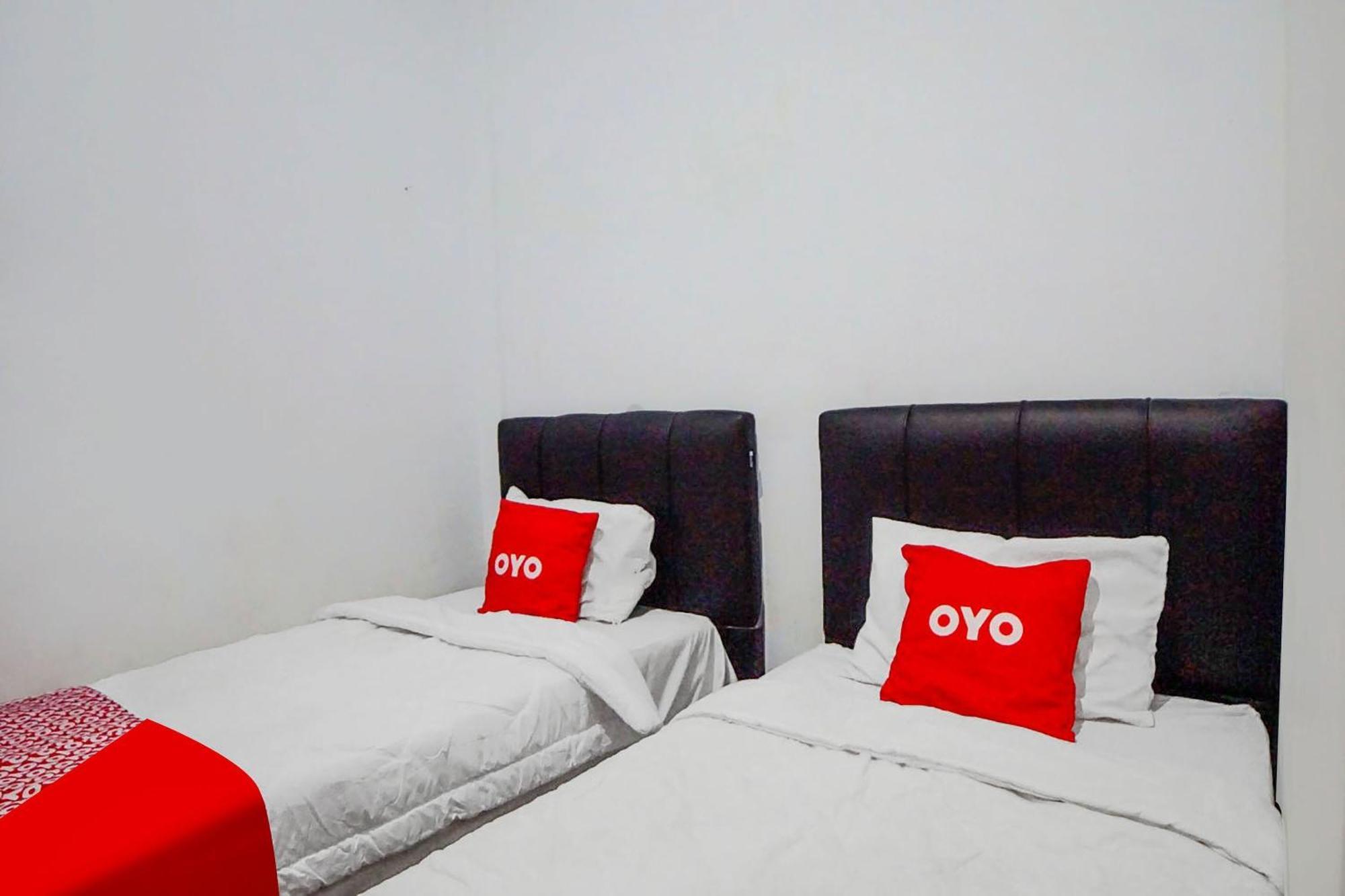 Super Oyo 91627 Wika Wiki Homestay Medan Exterior foto