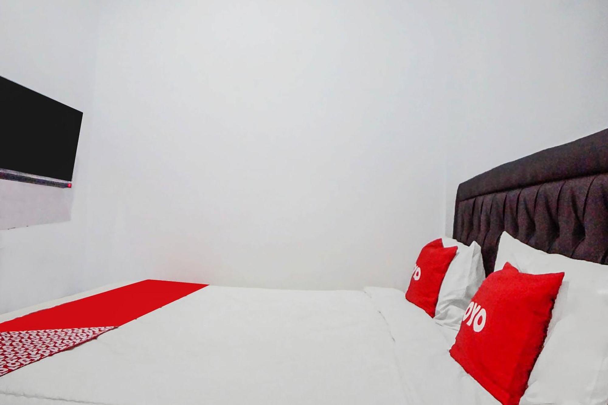 Super Oyo 91627 Wika Wiki Homestay Medan Exterior foto